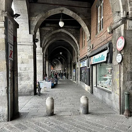 Degli Archi - Fronte Acquario * Cenova