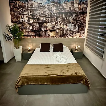 Degli Archi - Luxury Fronte Acquario 4*