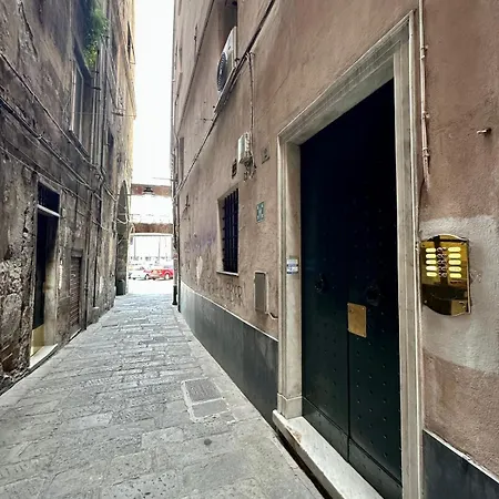 Konukevi Degli Archi - Fronte Acquario *