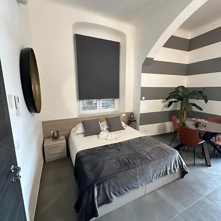 Degli Archi - Luxury Fronte Acquario 4*